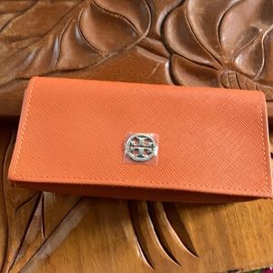 New Tory Burch Eye Sun Glass Case